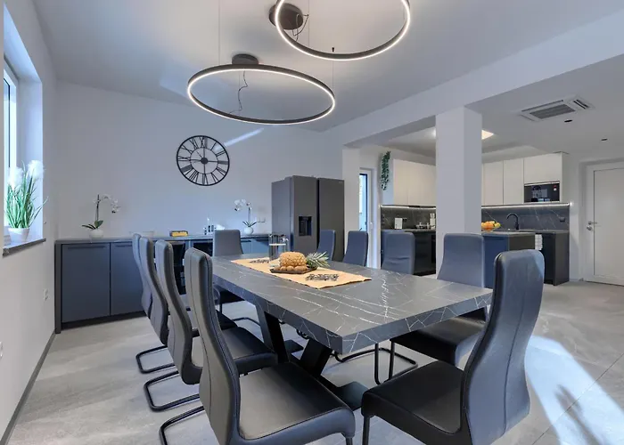 Villa Ventus By Interhome Pula