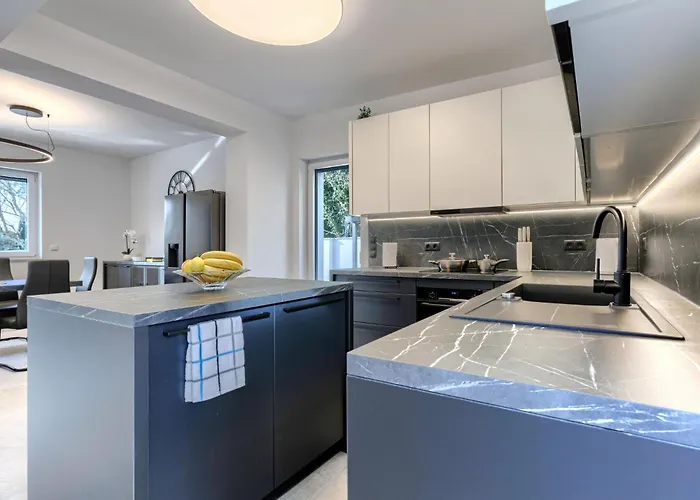 Ventus By Interhome Pula