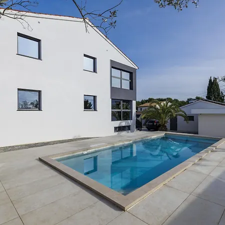 Ventus By Interhome Pula