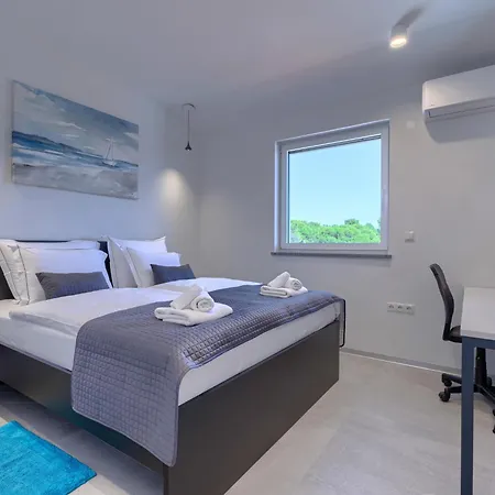 Ventus By Interhome * Pula
