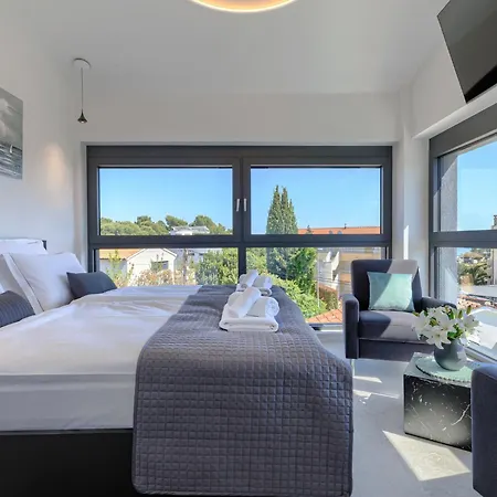 Ventus By Interhome Villa Pula