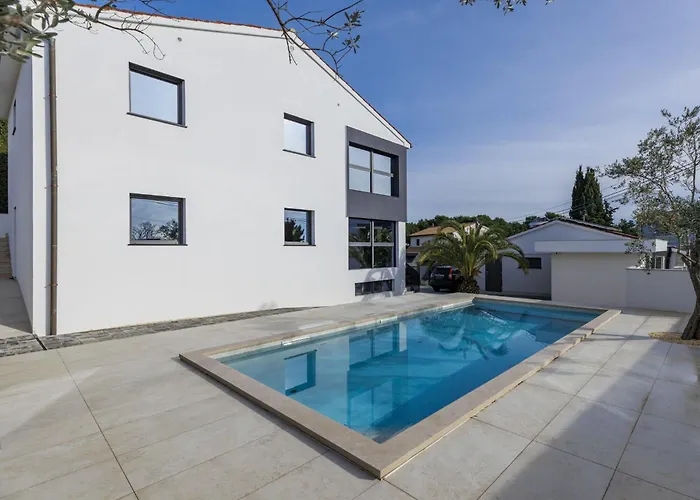 Ventus By Interhome Pola